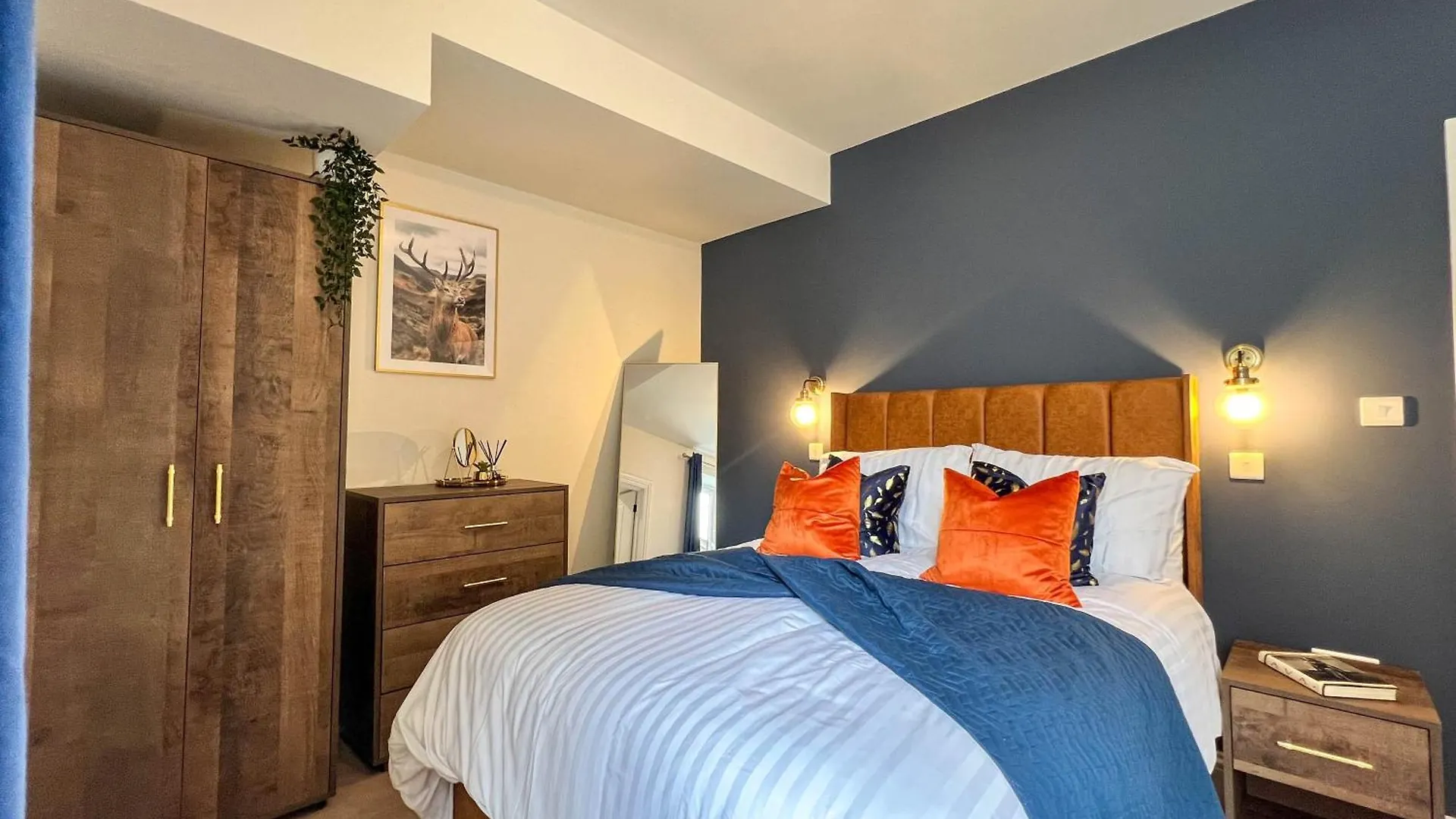 Hanover Apartments - Stylish 1 Bedroom Suites, Sheffield City Centre - Hosted By Stay Host Save