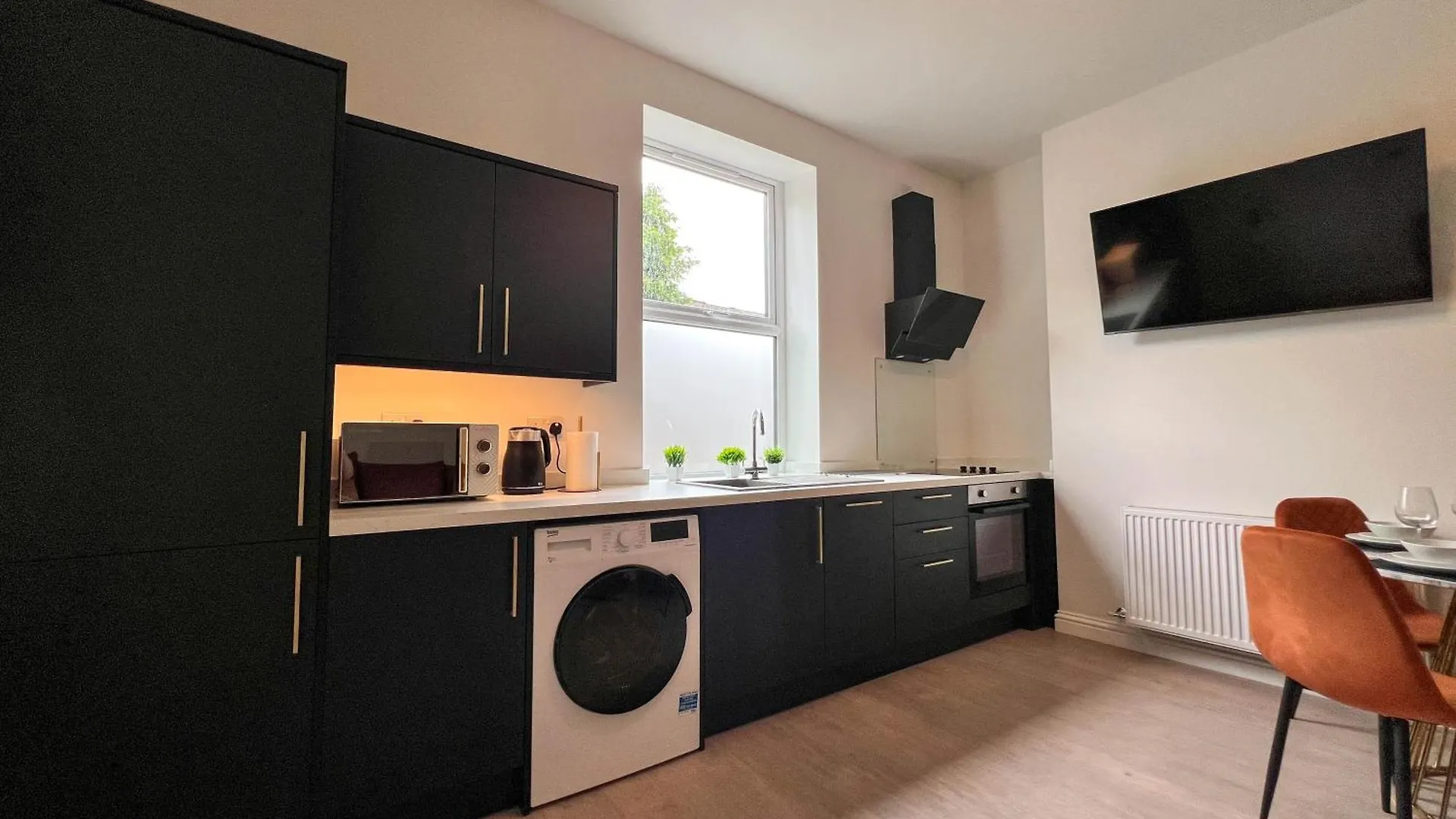 Hanover Apartments - Stylish 1 Bedroom Suites, Sheffield City Centre - Hosted By Stay Host Save